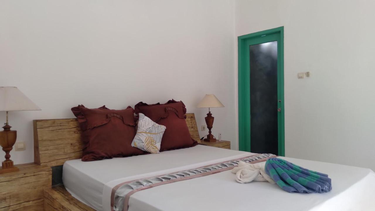Palm Trees Villas Gili Air Exterior foto