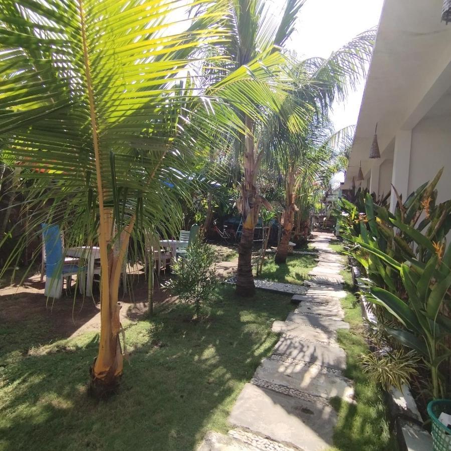 Palm Trees Villas Gili Air Exterior foto
