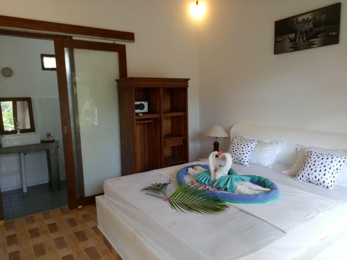 Palm Trees Villas Gili Air Exterior foto